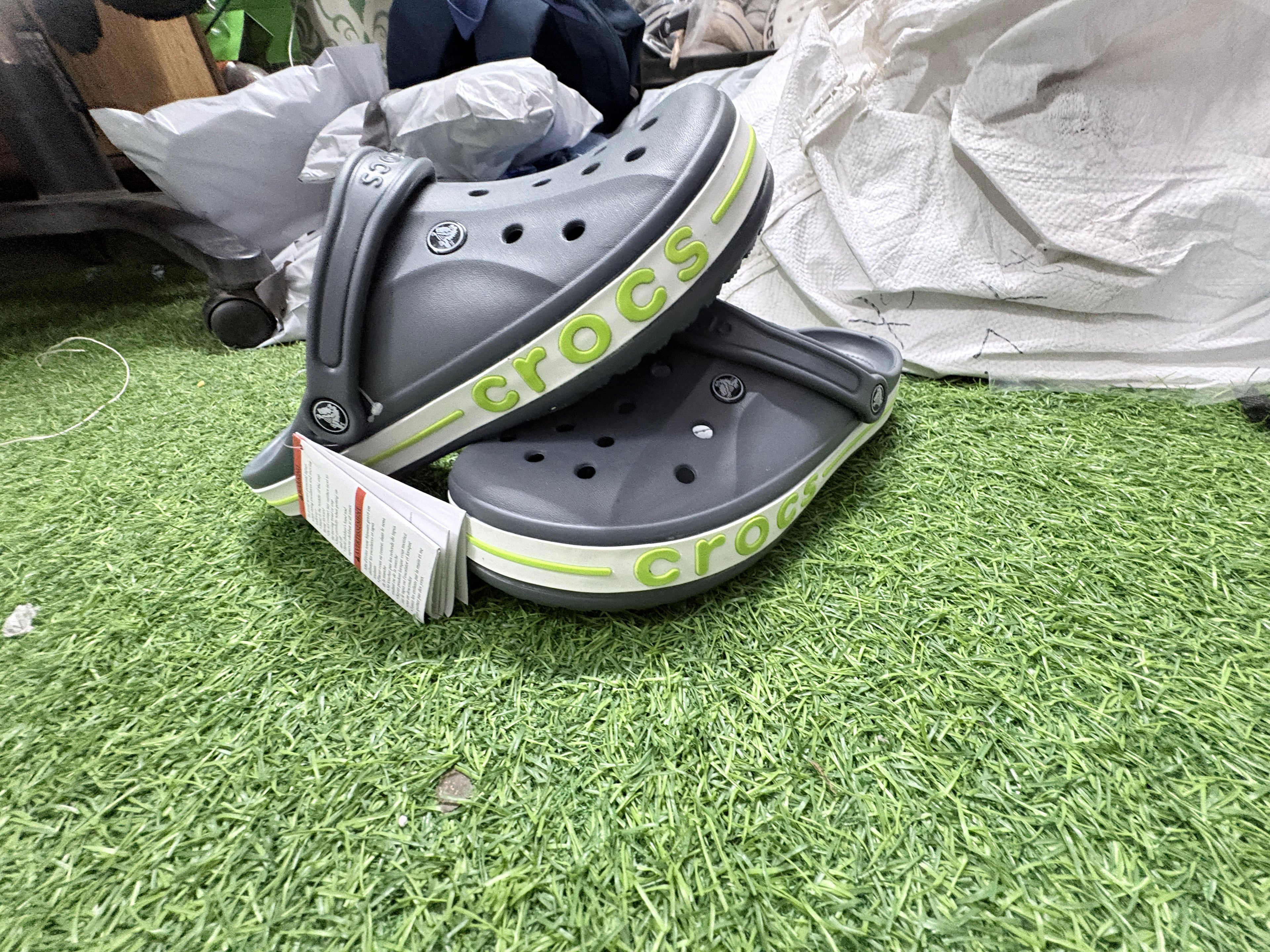 Crocs Bayaband clogs (Grey/Lime)