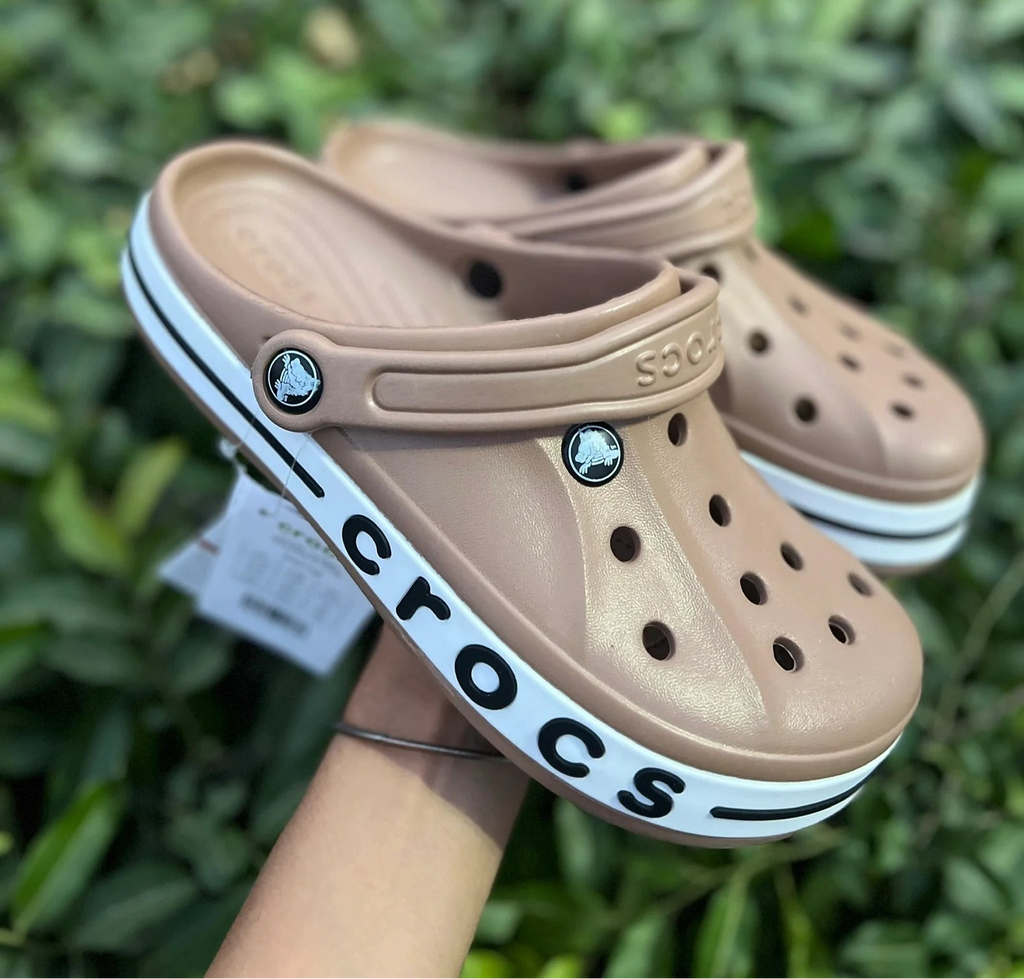 Crocs Bayaband 2.0 Clogs (Brown)