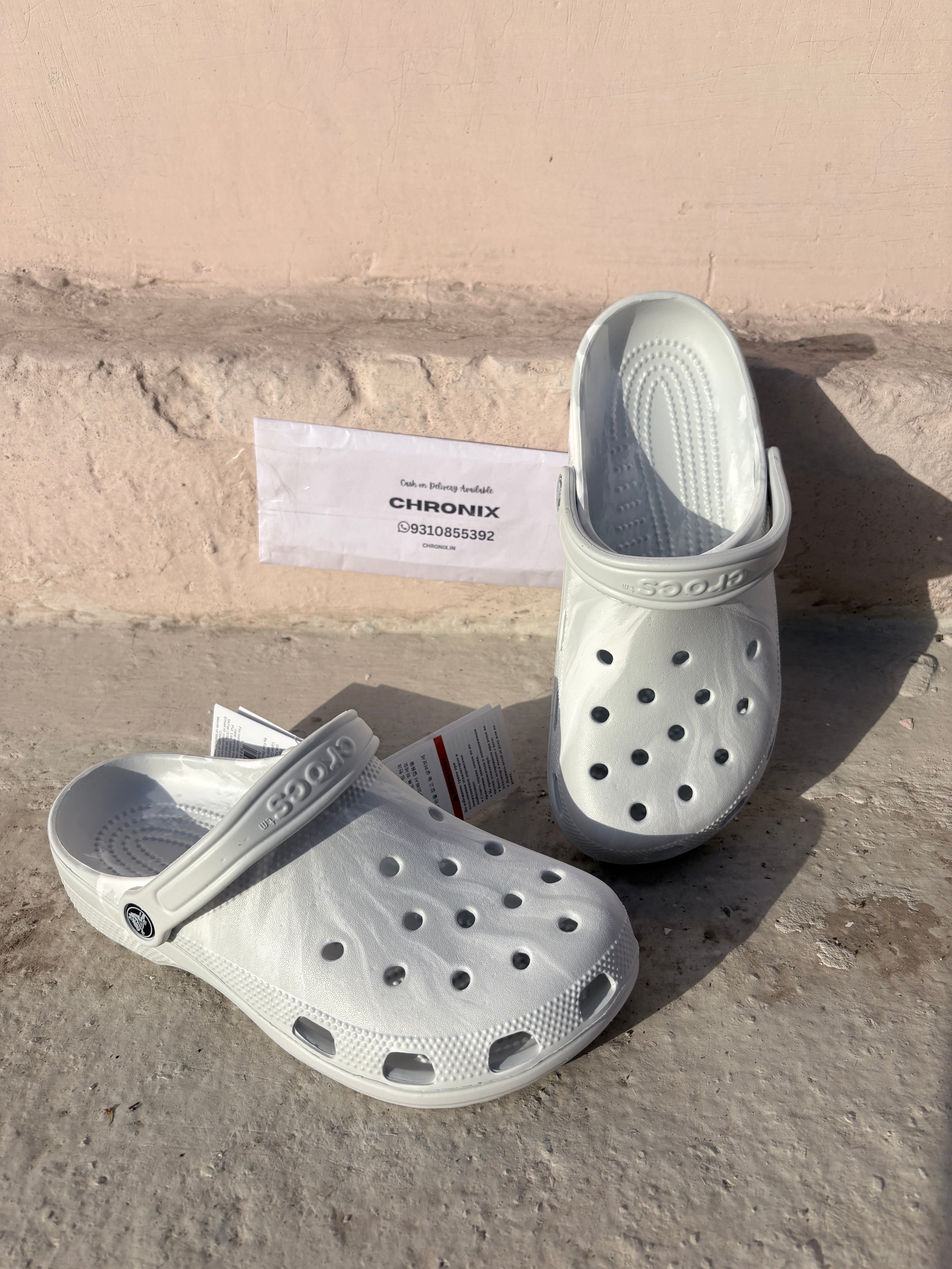 Crocs Classic clogs (Arctic White)