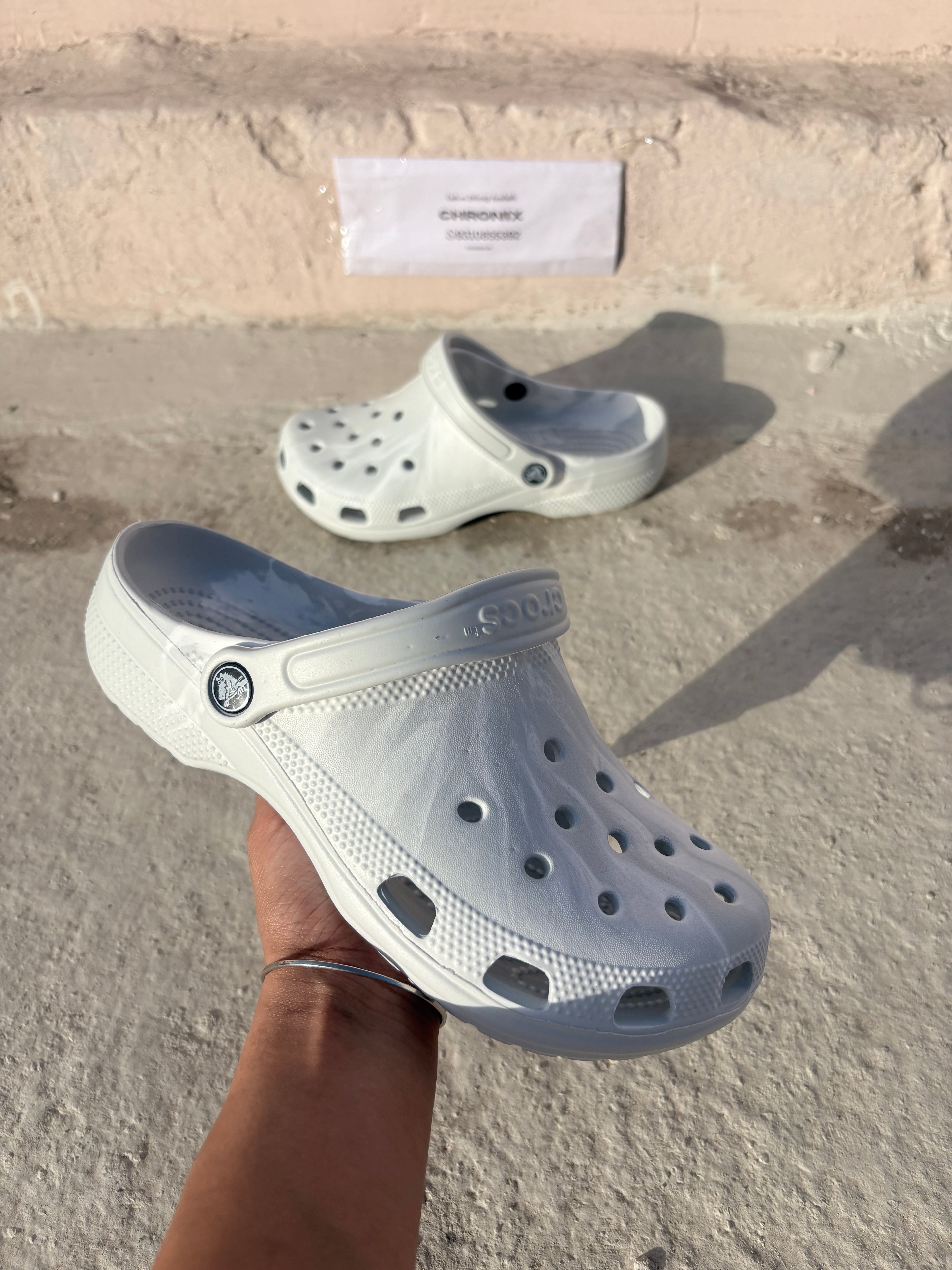 Crocs Classic clogs (Arctic White)