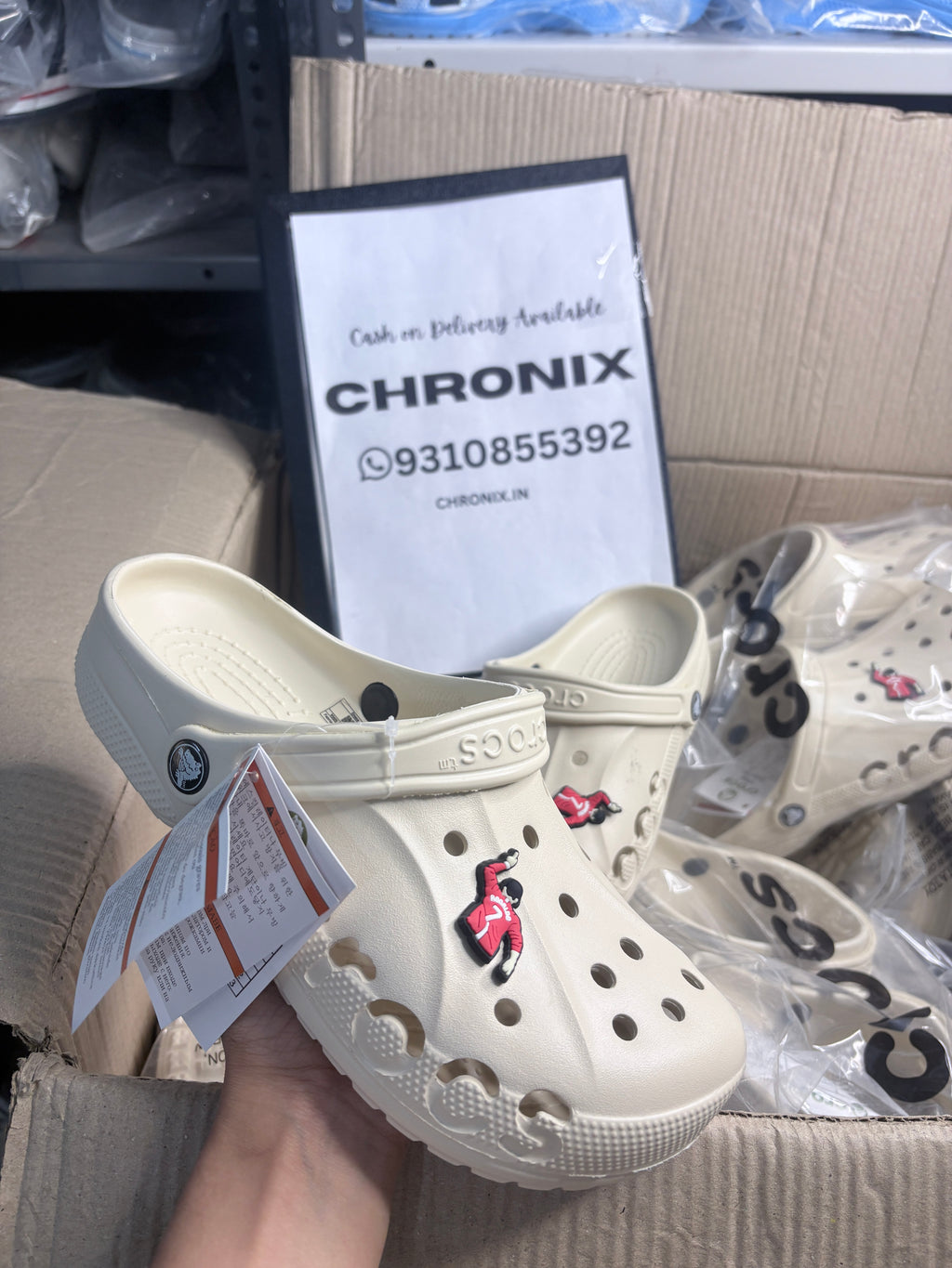 Crocs classic baya clogs (beige)