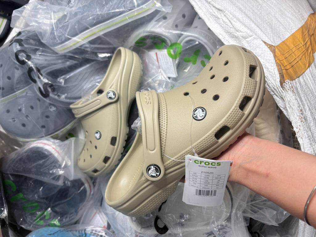 Crocs Classic Clogs (Brown)