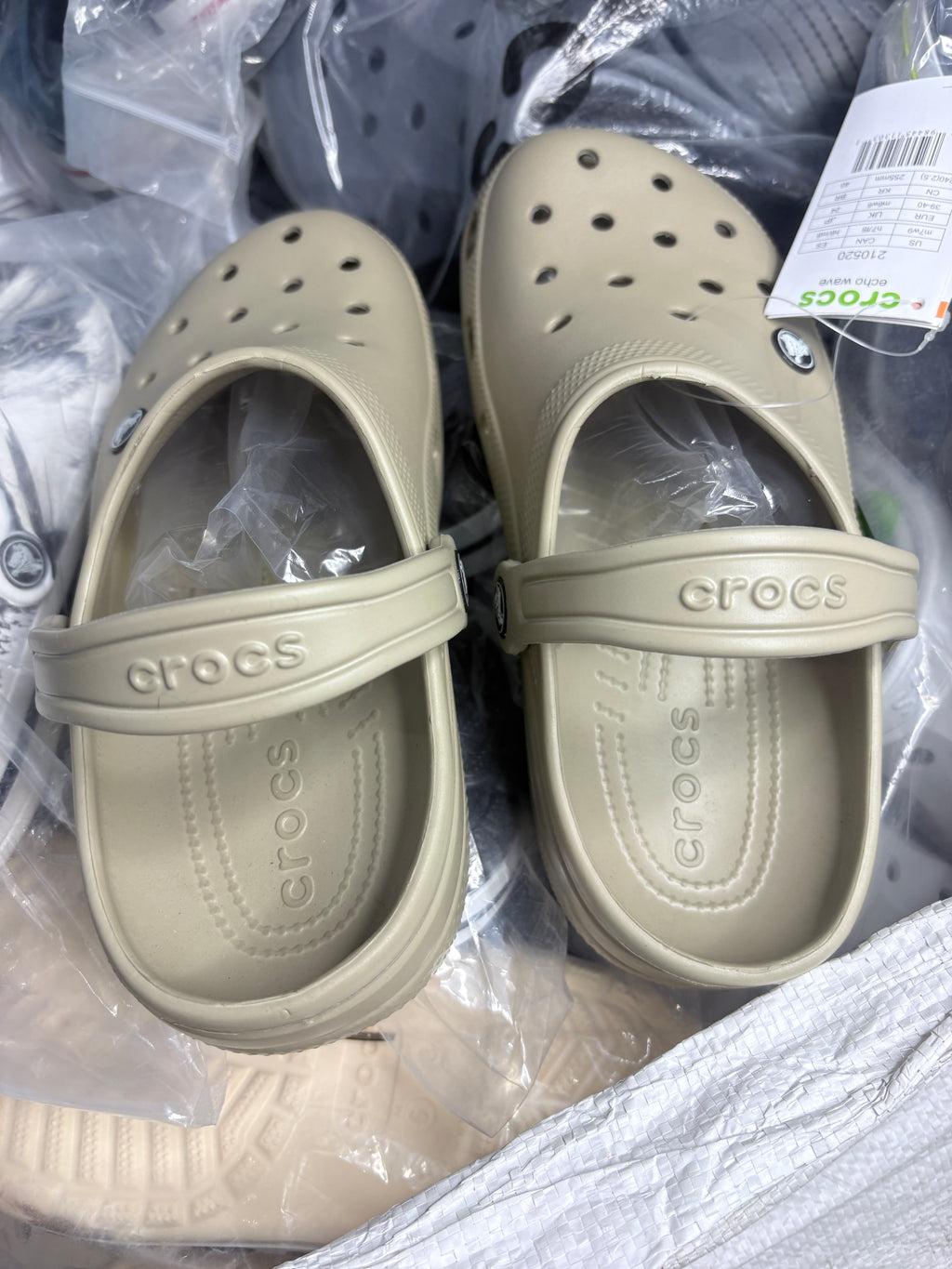 Crocs Classic Clogs (Brown)