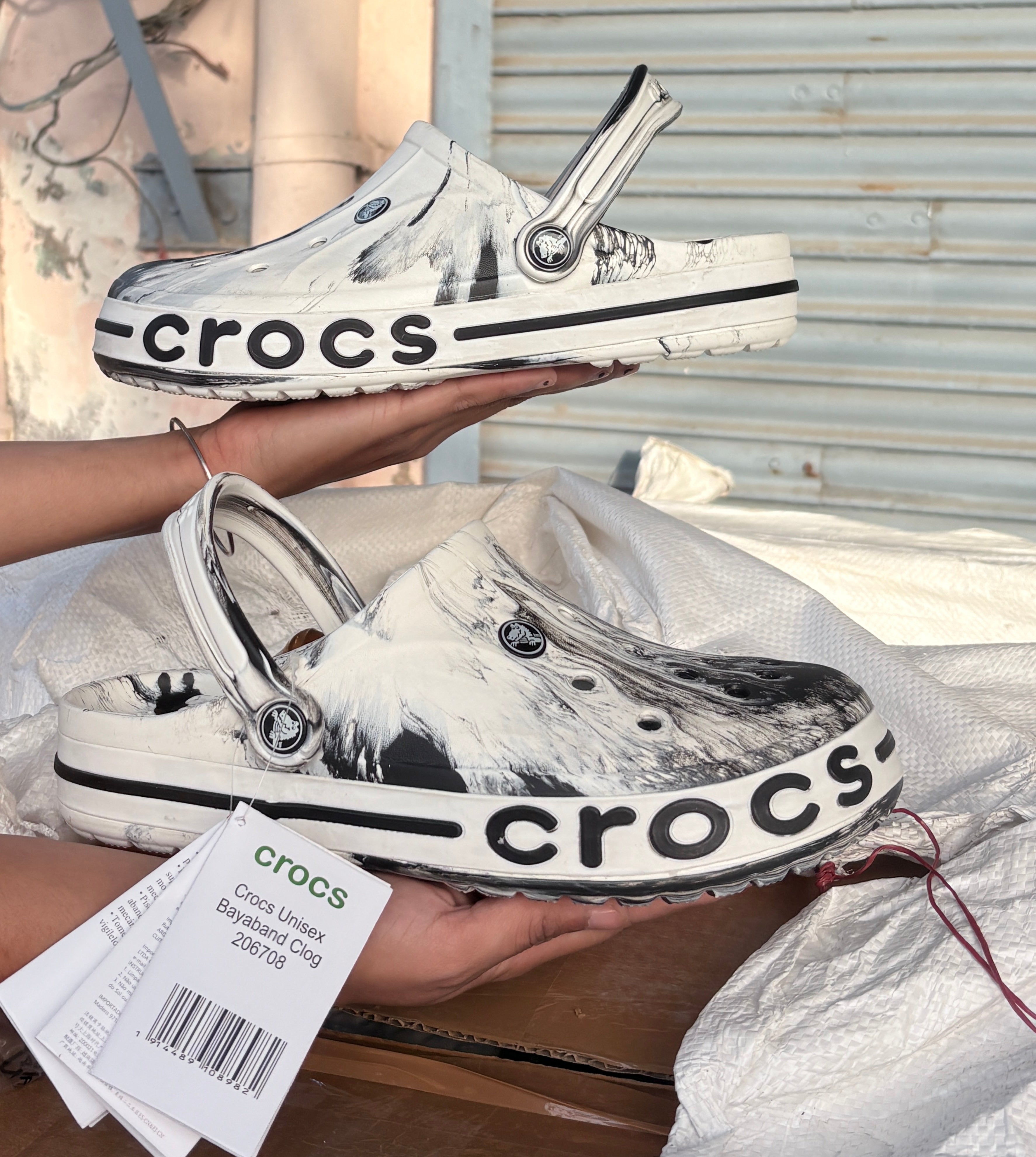 Crocs Bayaband clogs Printed (Black/White)