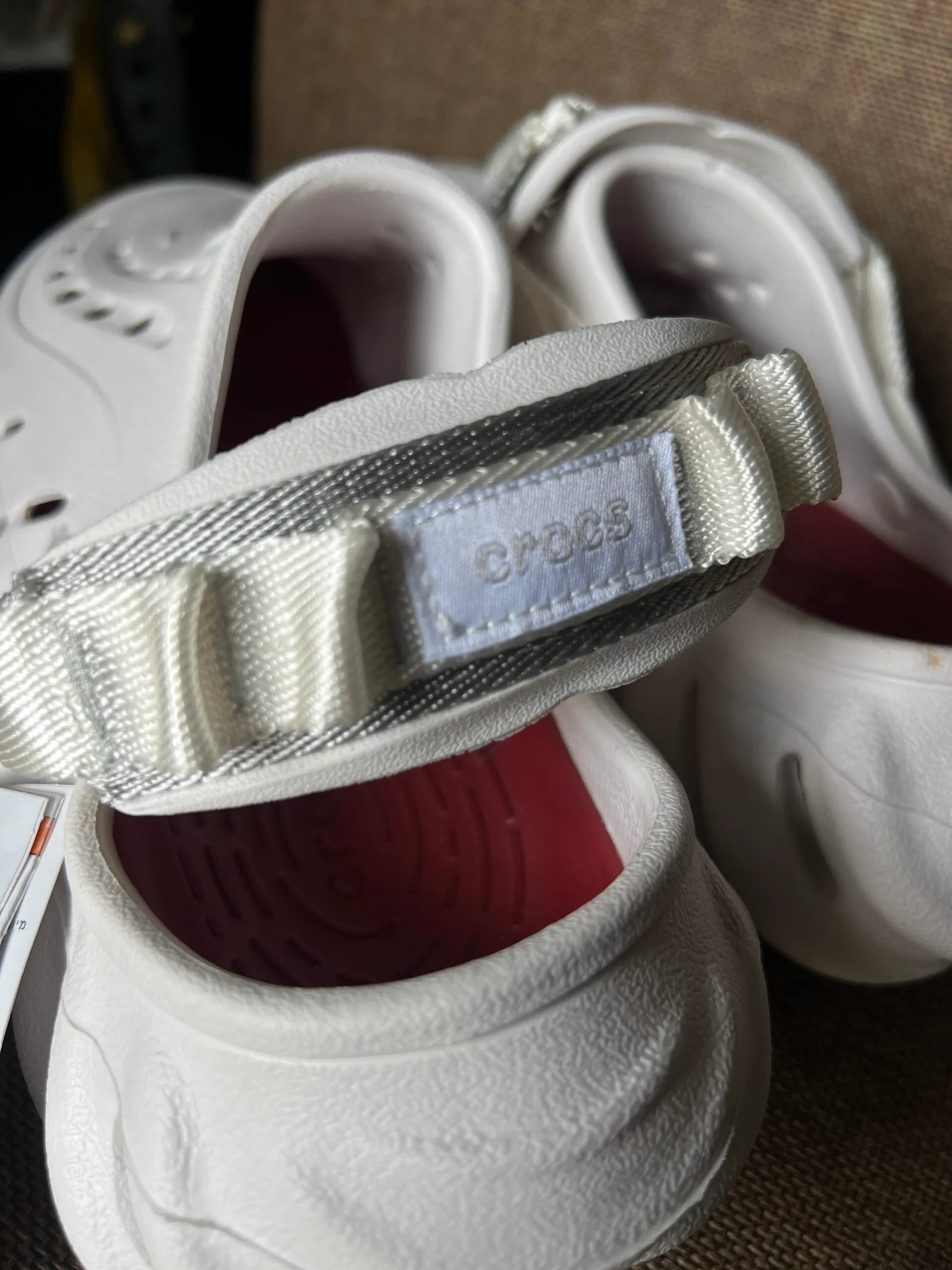 CROCS ECHO CLOG (WHITE)