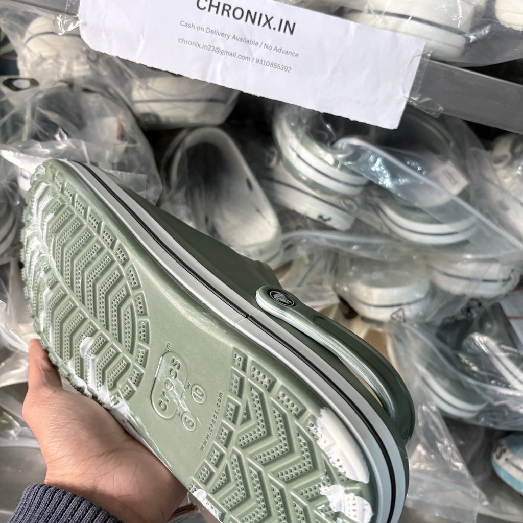 Crocs Bayaband Clogs (Army green)