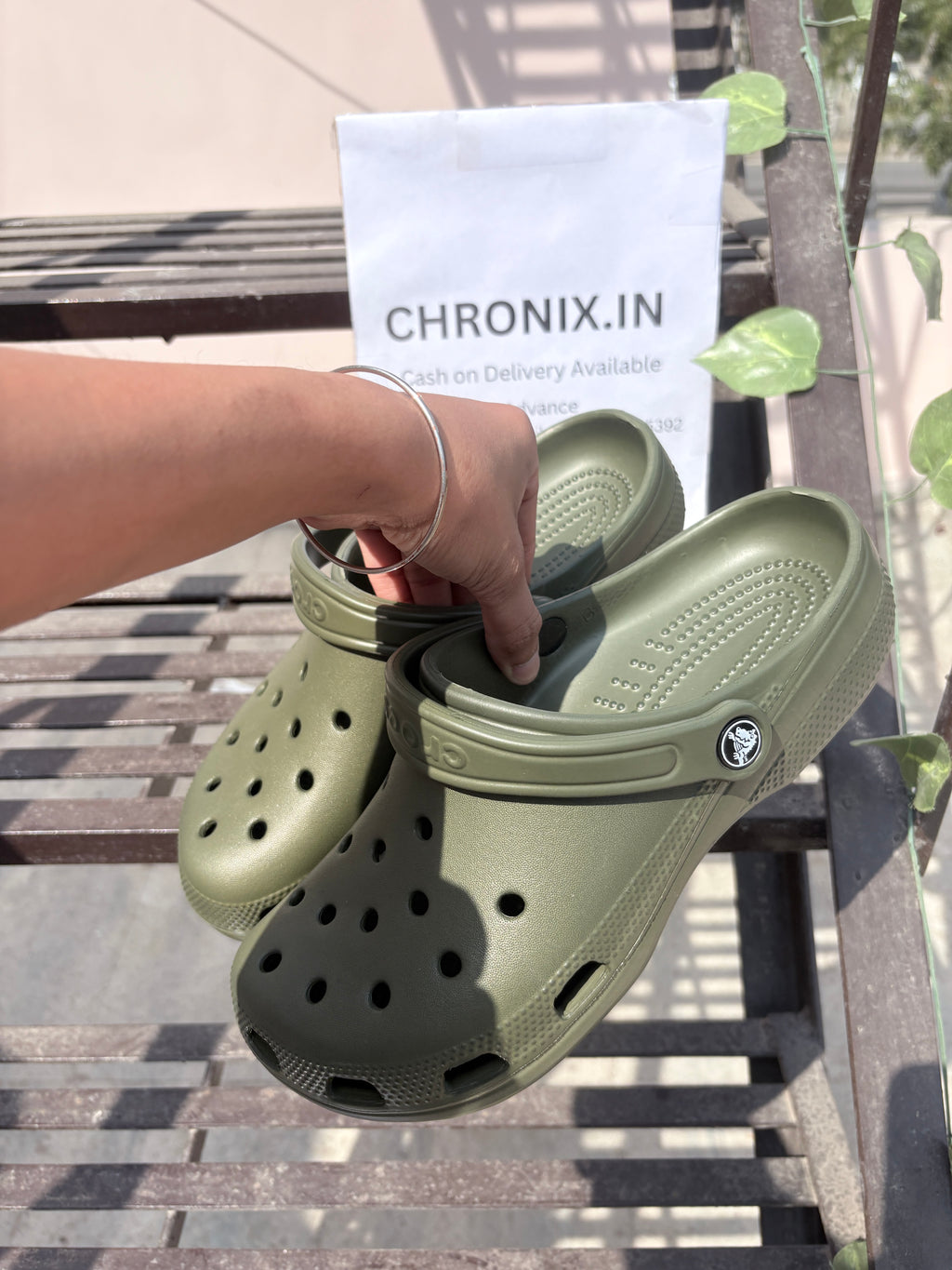 Crocs Classic Clogs (Army Green)