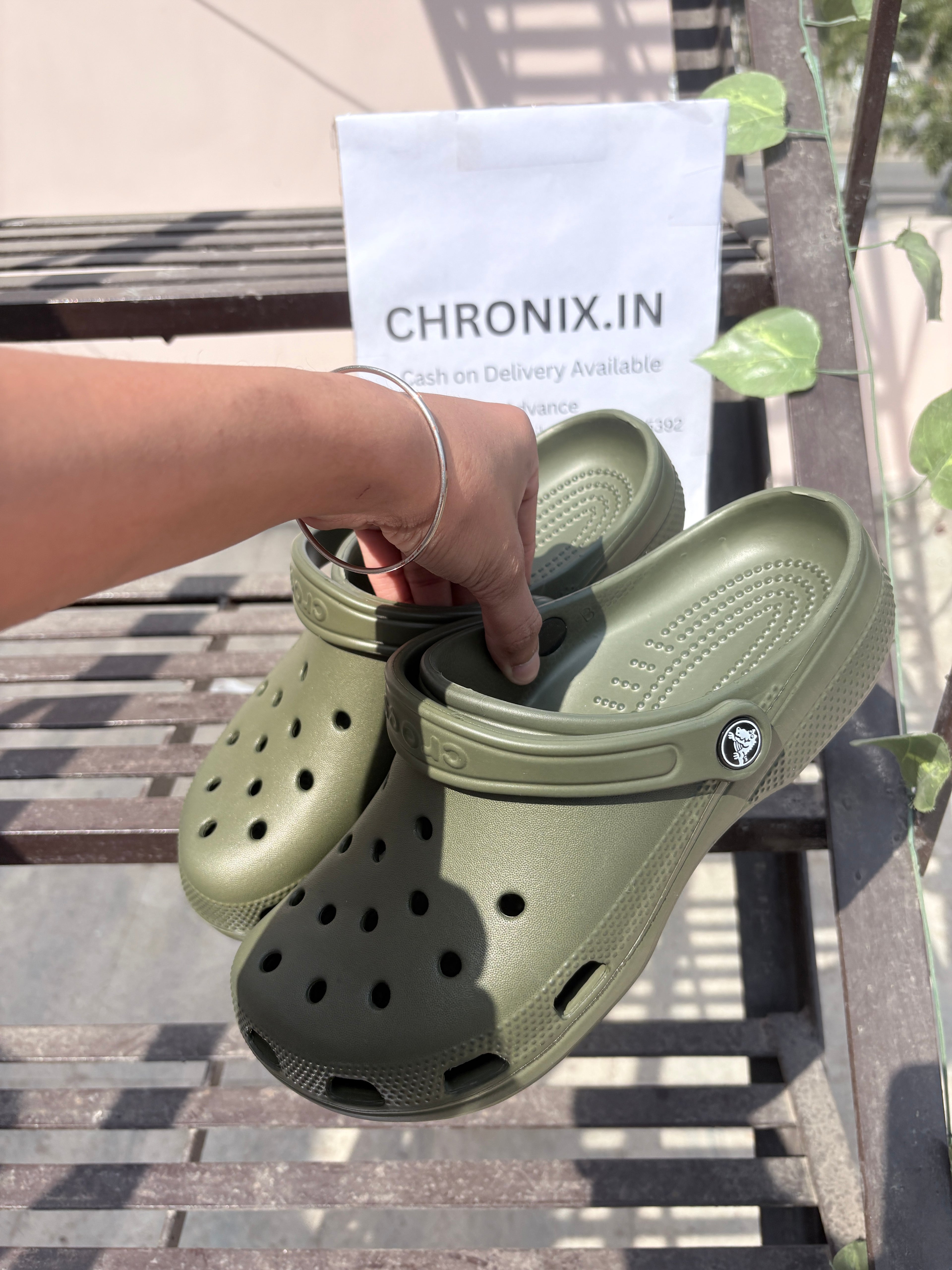 Crocs Classic Clogs (Army Green)