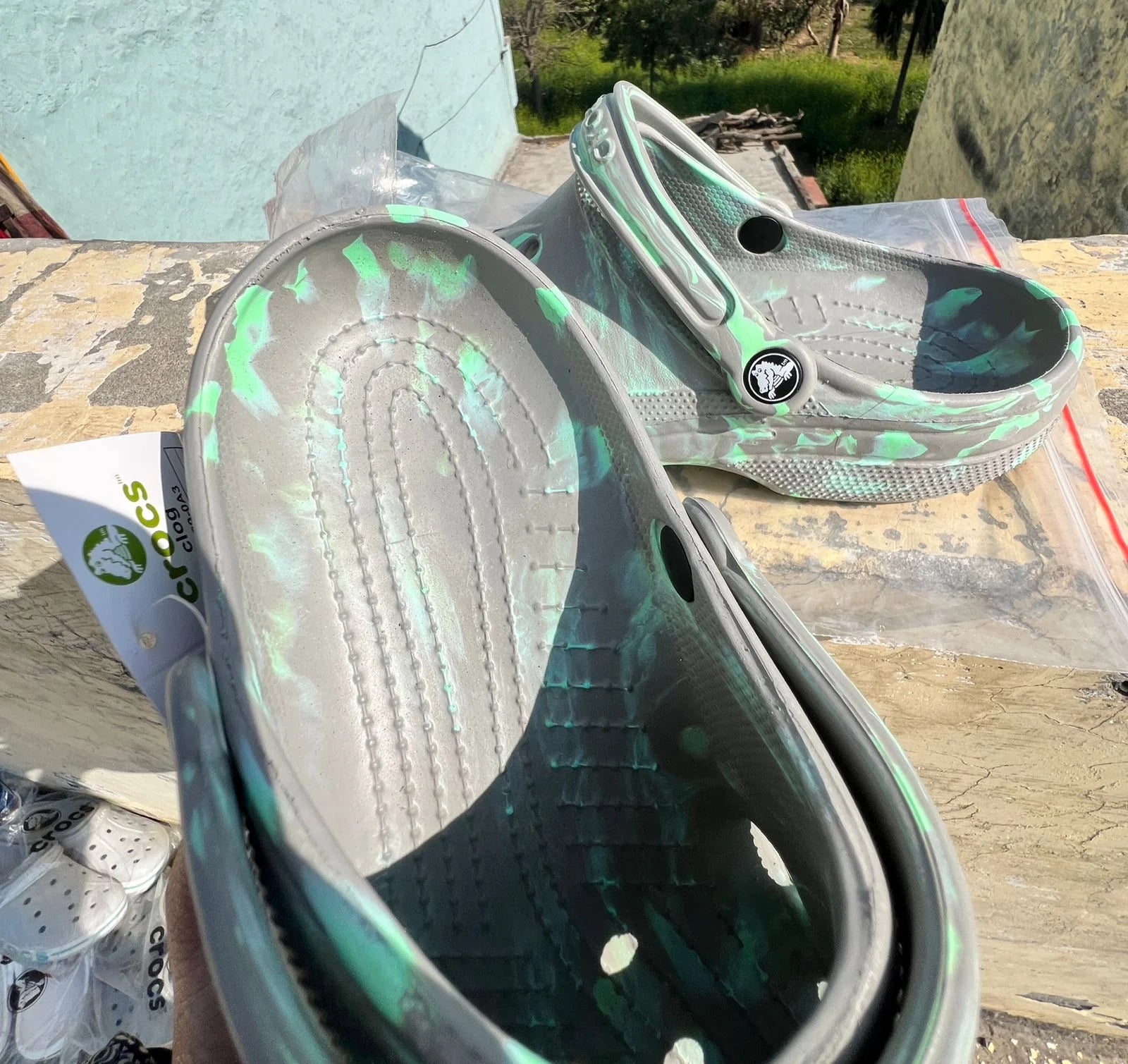 Crocs Classic Platform clogs Printed (Grey/Mint)